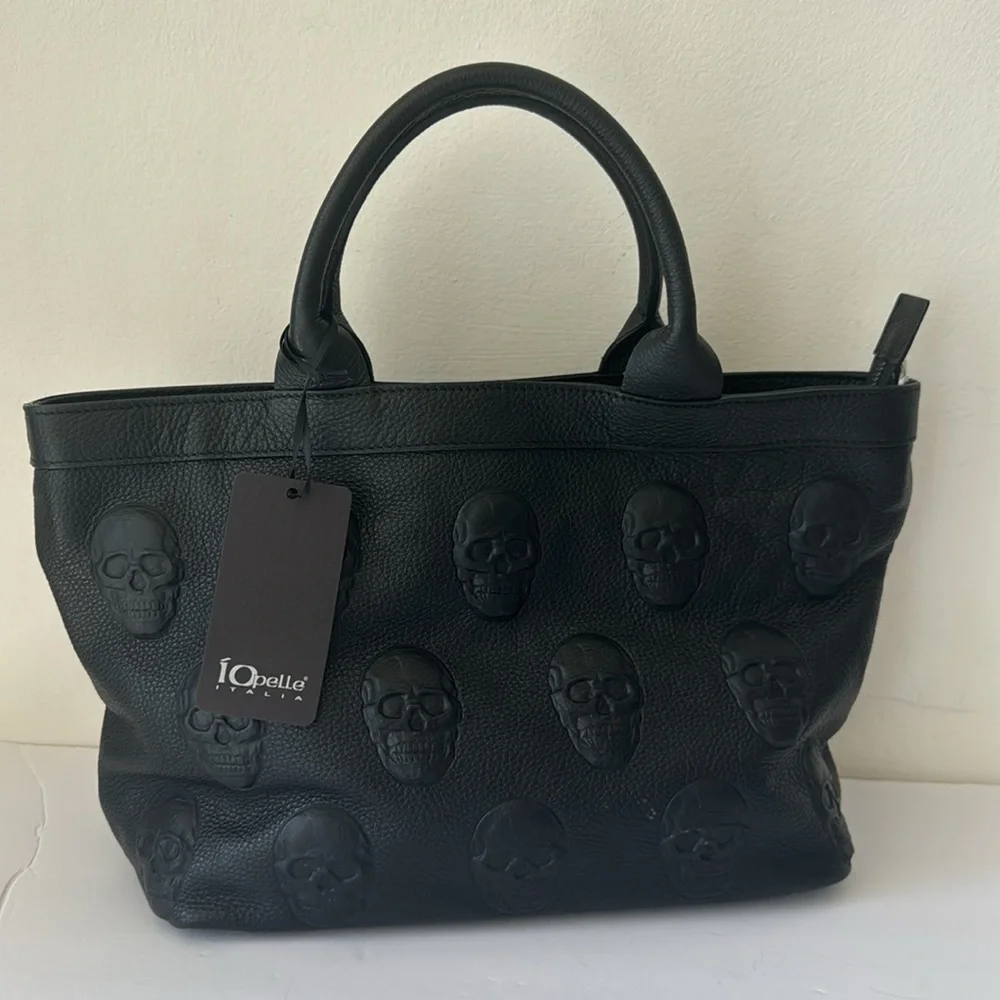 IO PELLE Black Made In Italy Leather Skull Satchel Black Med